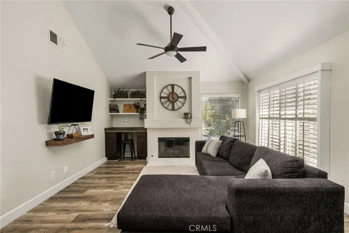 8131 E Oak Ridge, Anaheim, California 92808