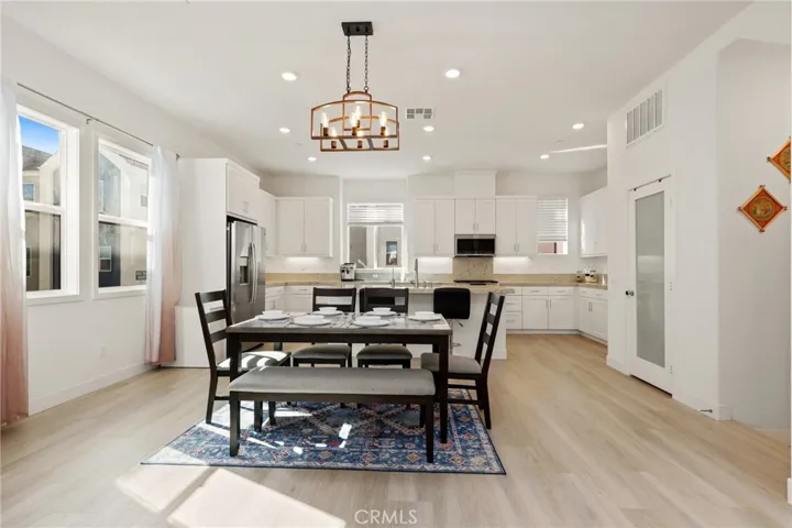 257 Sash, Irvine, California 92618