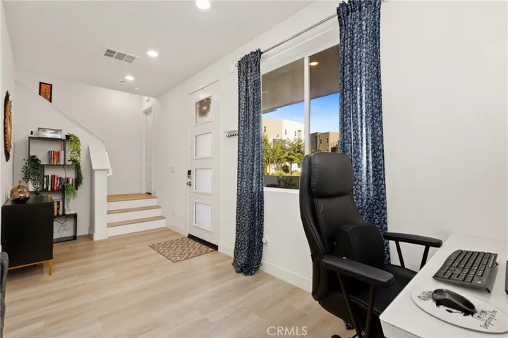 257 Sash, Irvine, California 92618