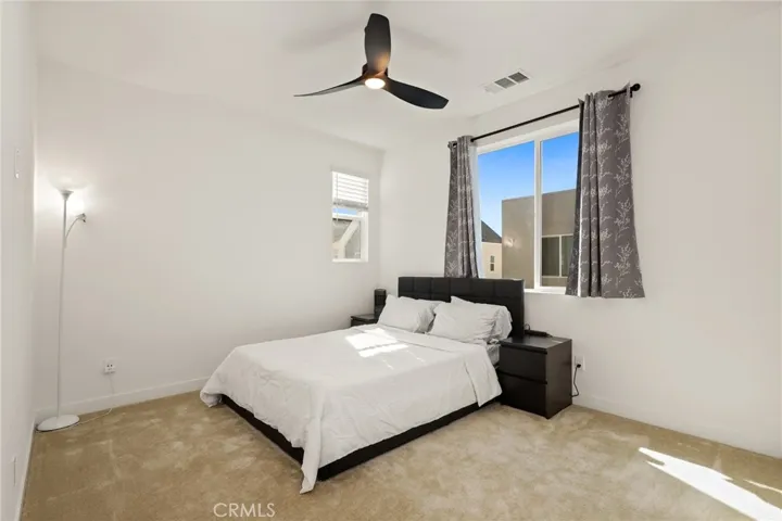257 Sash, Irvine, California 92618