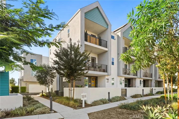 257 Sash, Irvine, California 92618