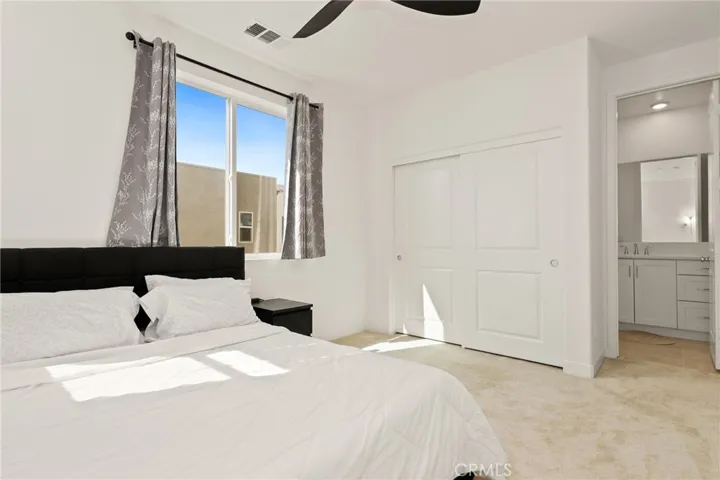 257 Sash, Irvine, California 92618