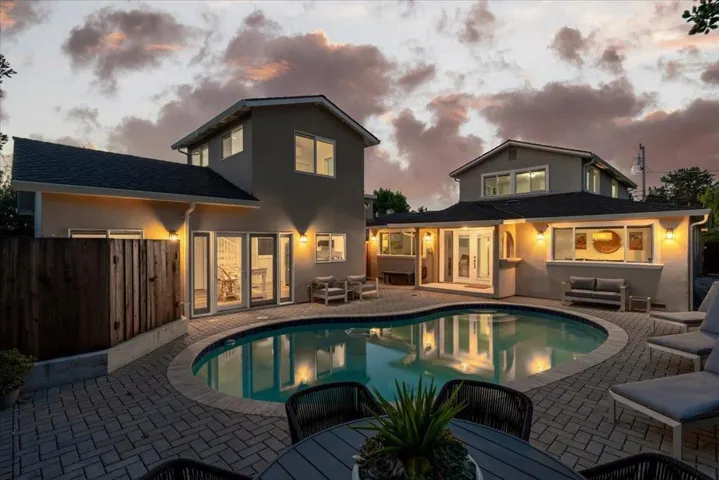 2722 Warren Street, Santa Cruz, California 95062
