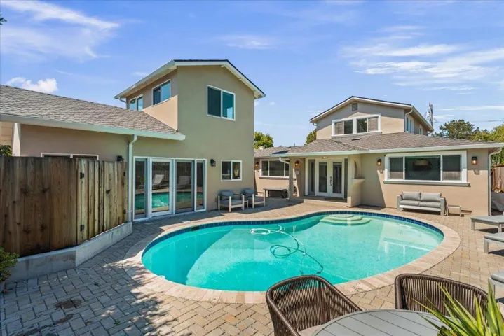 2722 Warren Street, Santa Cruz, California 95062