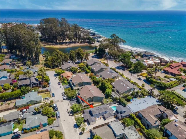 2722 Warren Street, Santa Cruz, California 95062