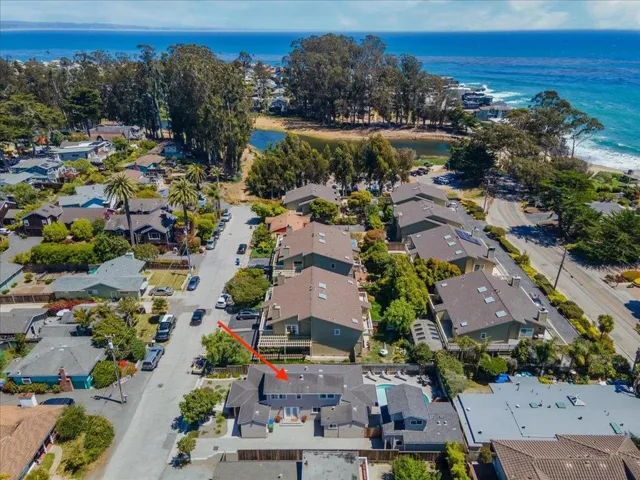 2722 Warren Street, Santa Cruz, California 95062