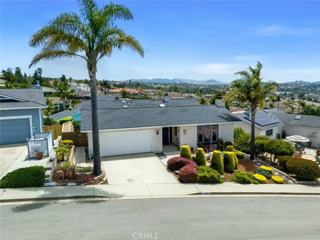 120 Surf St., Pismo Beach, California 93449