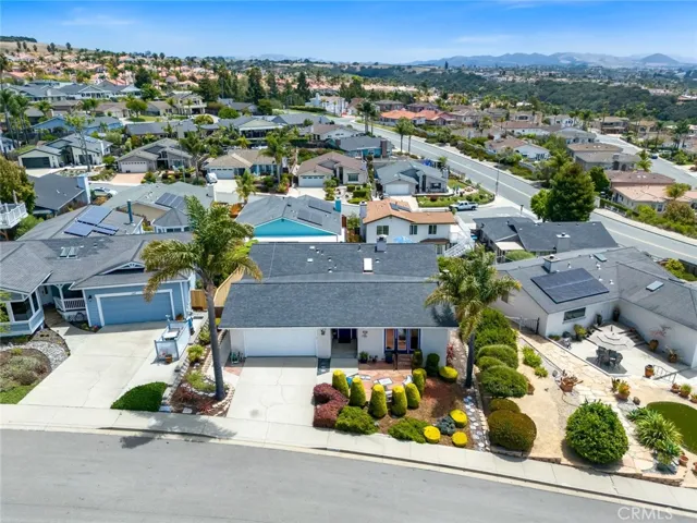 120 Surf St., Pismo Beach, California 93449
