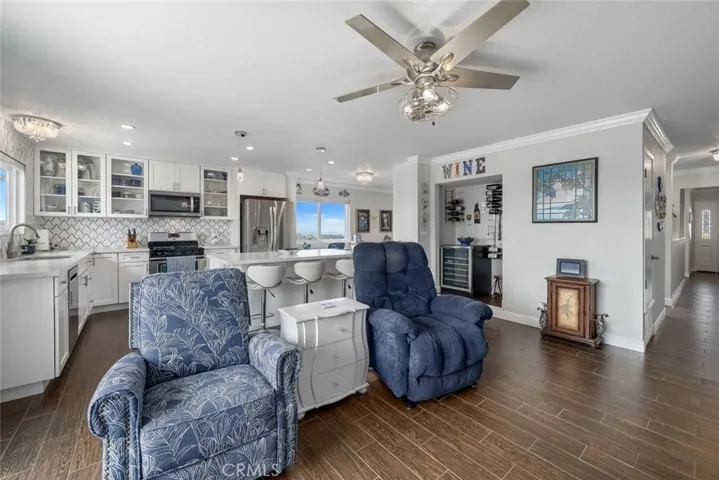 120 Surf St., Pismo Beach, California 93449