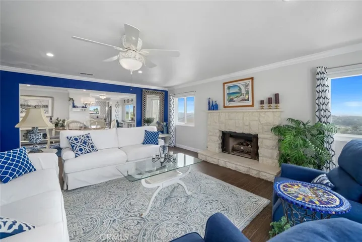 120 Surf St., Pismo Beach, California 93449