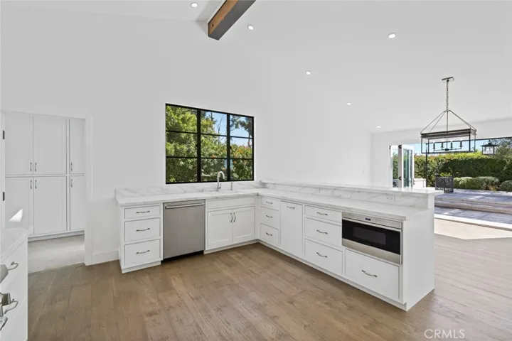 734 Cameo Highlands, Corona Del Mar, California 92625