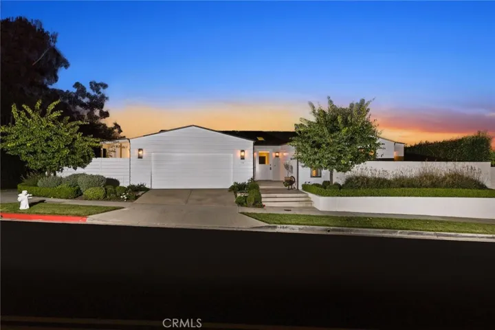 734 Cameo Highlands, Corona Del Mar, California 92625