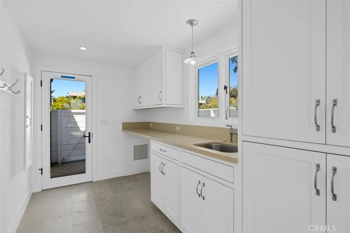 734 Cameo Highlands, Corona Del Mar, California 92625