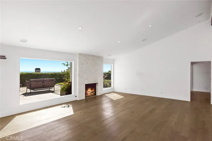 734 Cameo Highlands, Corona Del Mar, California 92625
