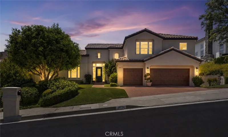 5919 County Oak Road, Woodland Hills, California 91367