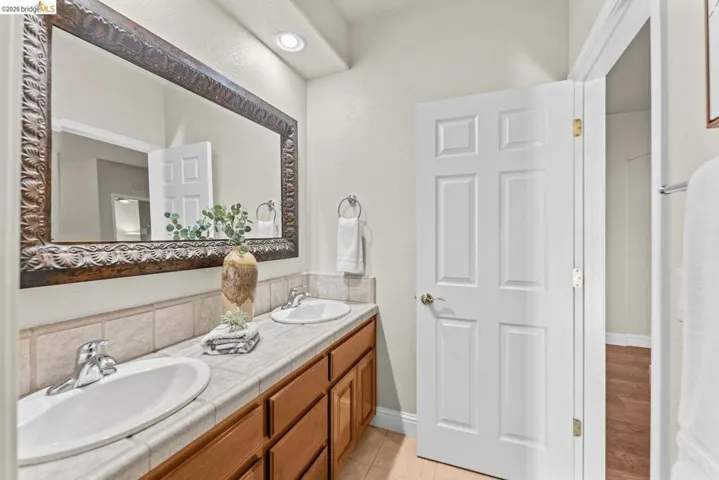 4513 Maryam Ct, Fair Oaks, California 95628