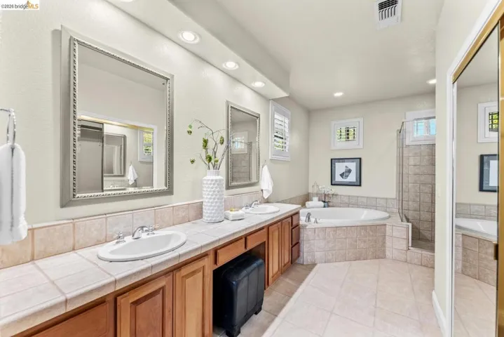 4513 Maryam Ct, Fair Oaks, California 95628