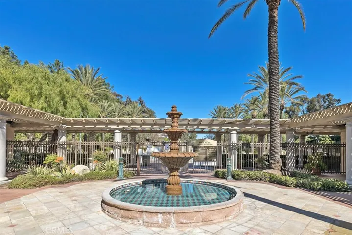 Paseo Del Sol gated pool area