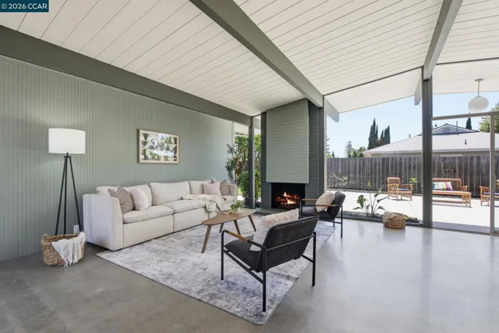 3998 Salem St, Concord, California 94521