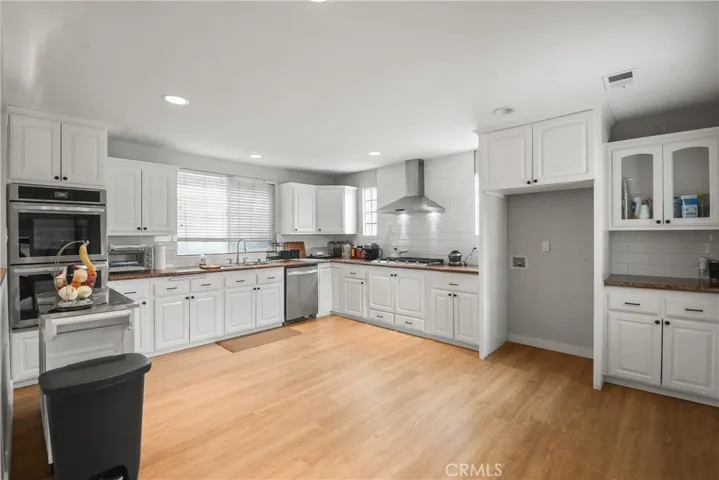 100 W Bort Street, Long Beach, California 90805