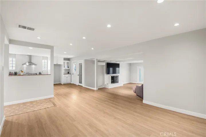 100 W Bort Street, Long Beach, California 90805