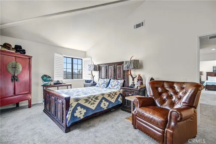 2607 Dove Creek Lane B, Pasadena, California 91107