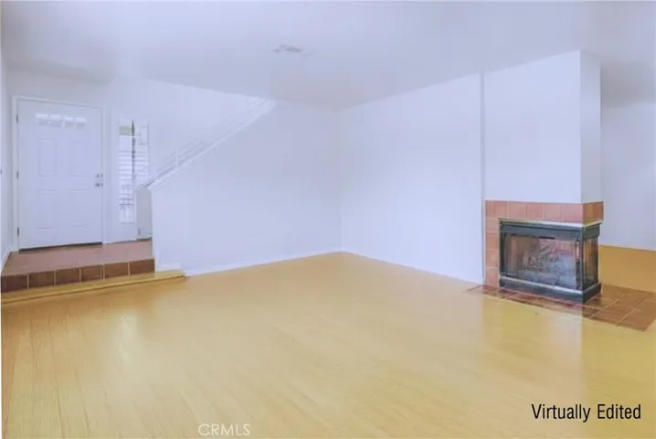 2607 Dove Creek Lane B, Pasadena, California 91107