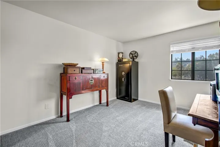 2607 Dove Creek Lane B, Pasadena, California 91107