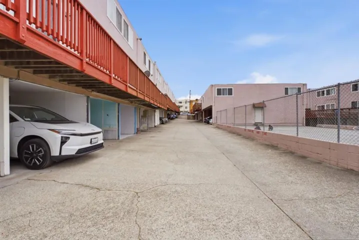 576 Sylvan Street 15, Daly City, California 94014