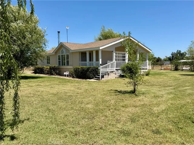 Front porch and entrance