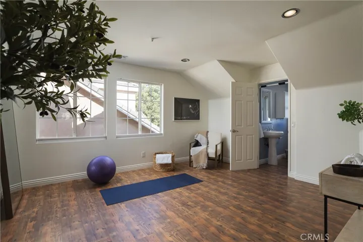 23449 Sandstone, Mission Viejo, California 92692