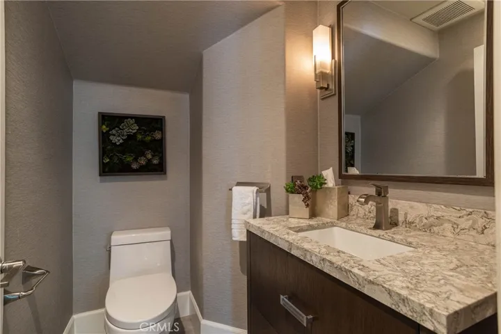 23449 Sandstone, Mission Viejo, California 92692