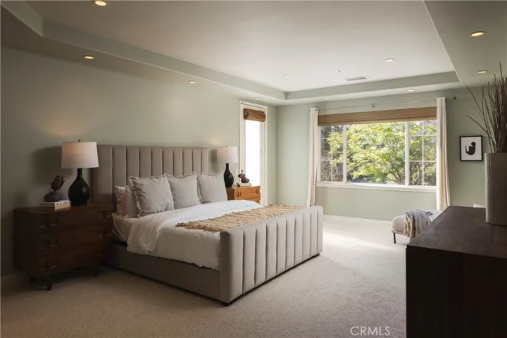 23449 Sandstone, Mission Viejo, California 92692