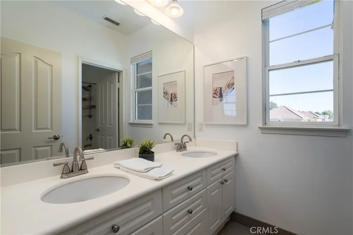 23449 Sandstone, Mission Viejo, California 92692