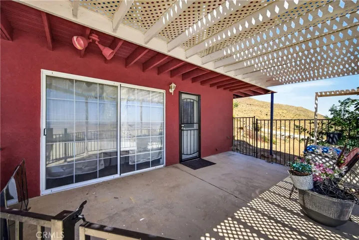 8929 Central Road, Apple Valley, California 92308