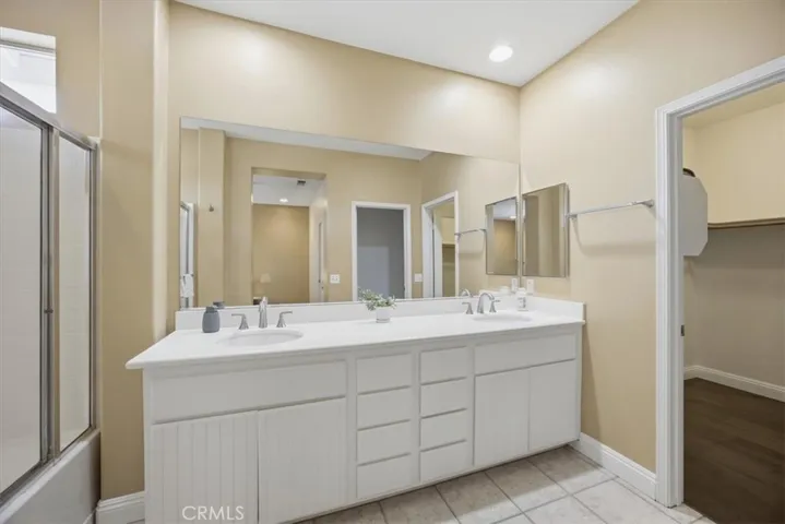 5 Woodlake, Buena Park, California 90621