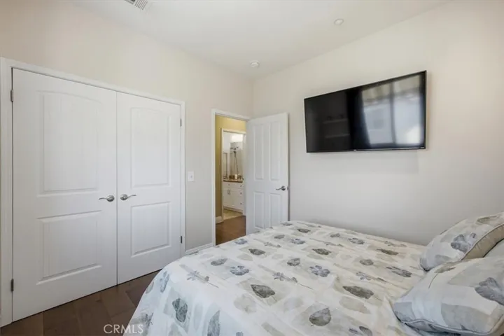 5 Woodlake, Buena Park, California 90621