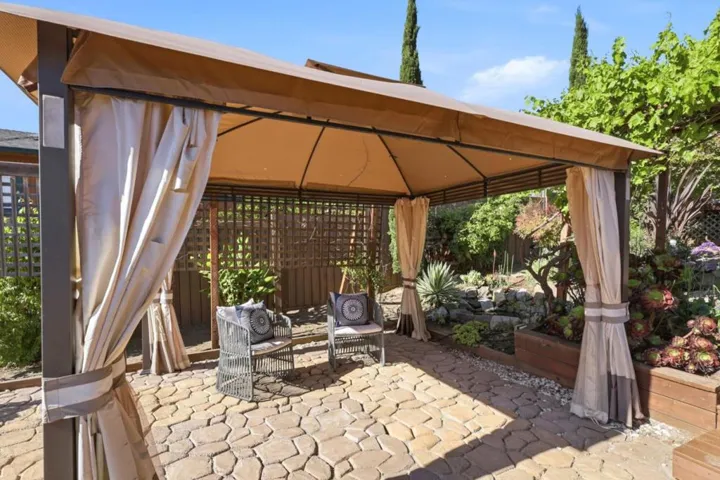 295 Day Valley Road, Aptos, California 95003