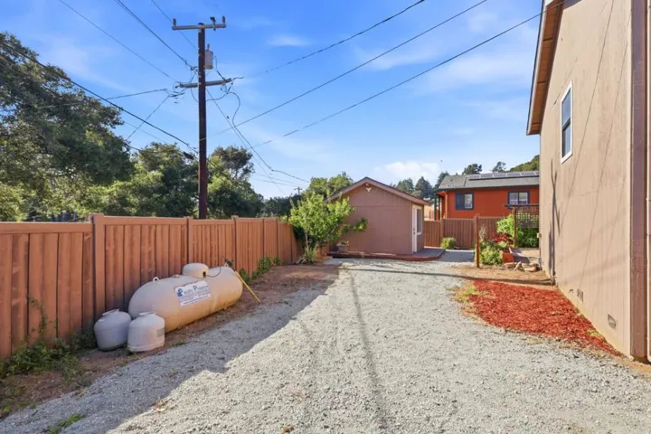 295 Day Valley Road, Aptos, California 95003