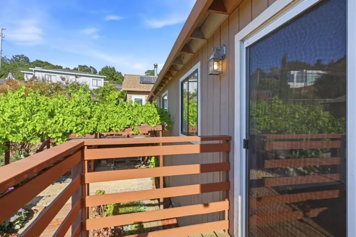 295 Day Valley Road, Aptos, California 95003