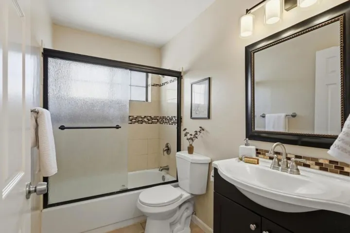 295 Day Valley Road, Aptos, California 95003
