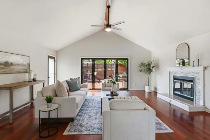 295 Day Valley Road, Aptos, California 95003