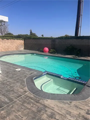 1132 E Cherry Hill Street E, Ontario, California 91761