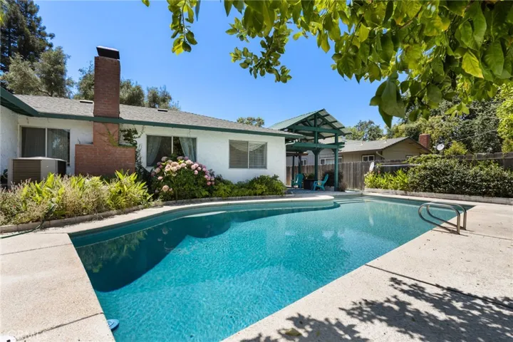 4 Doris Way, Chico, California 95926