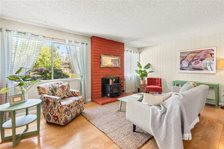 4 Doris Way, Chico, California 95926