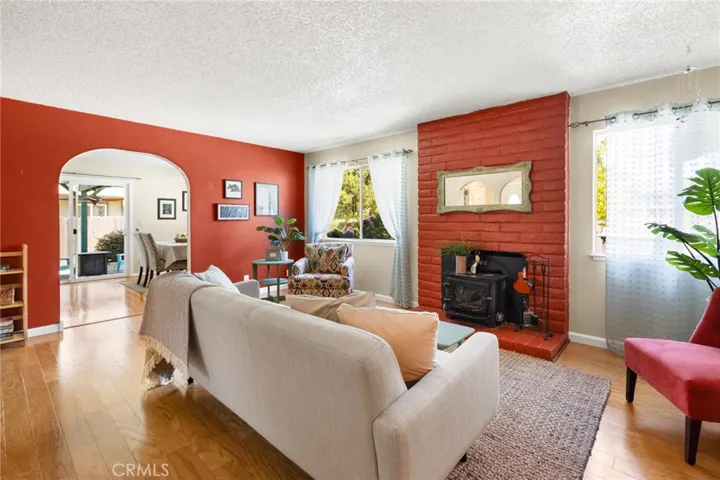 4 Doris Way, Chico, California 95926