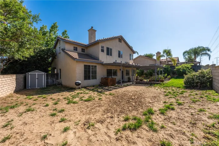 17229 Avenue Del Sol, Fontana, California 92337