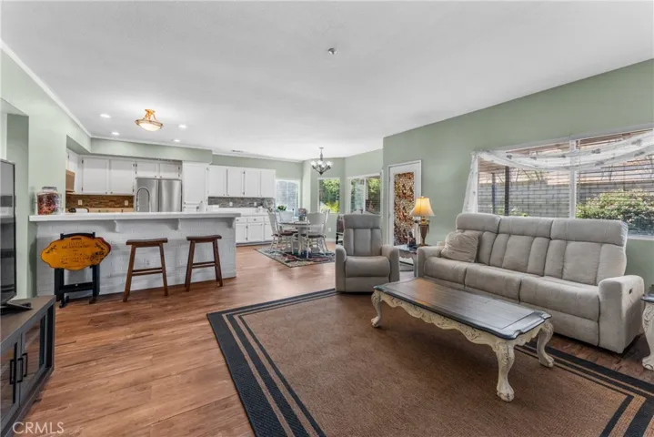 17229 Avenue Del Sol, Fontana, California 92337