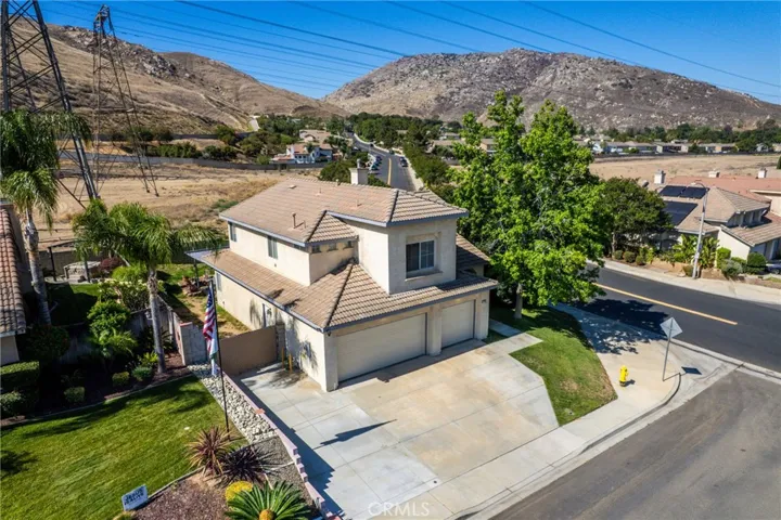 17229 Avenue Del Sol, Fontana, California 92337