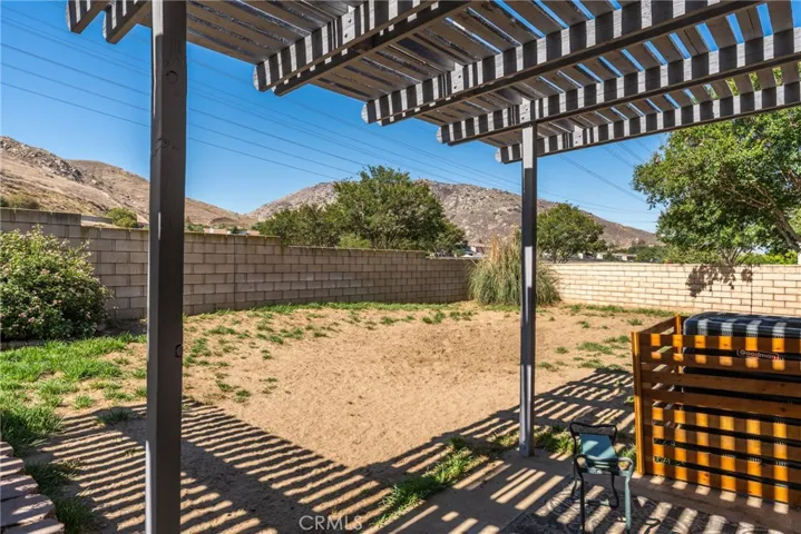 17229 Avenue Del Sol, Fontana, California 92337